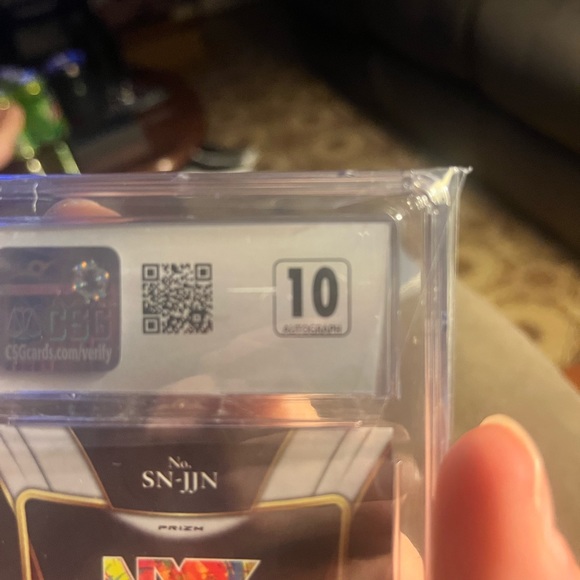 Jacy Jayne RC Silver Flash Auto - Picture 4 of 4